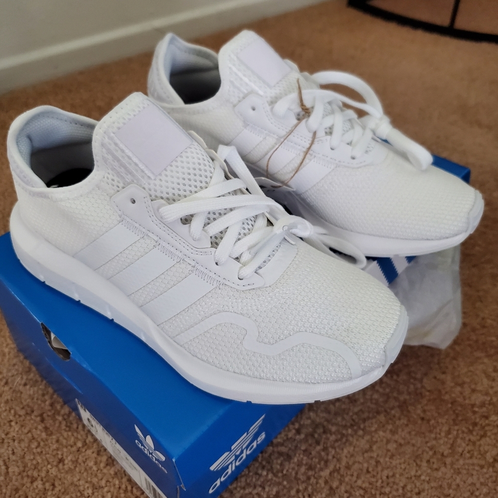 Adidas Swift Run X J